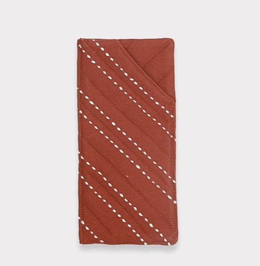 Anchal Project - Glasses Case | The National Quilt Museum, Inc.