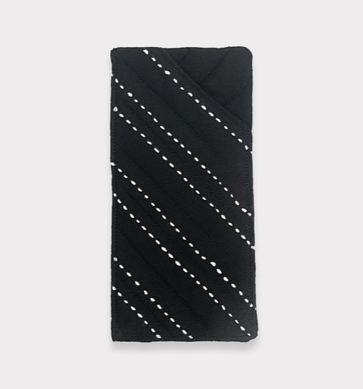 Anchal Project - Glasses Case | The National Quilt Museum, Inc.