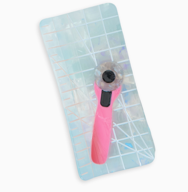 Ruler & Rotary Cutter Hair Claw - Sarah Hearts | The National Quilt ...
